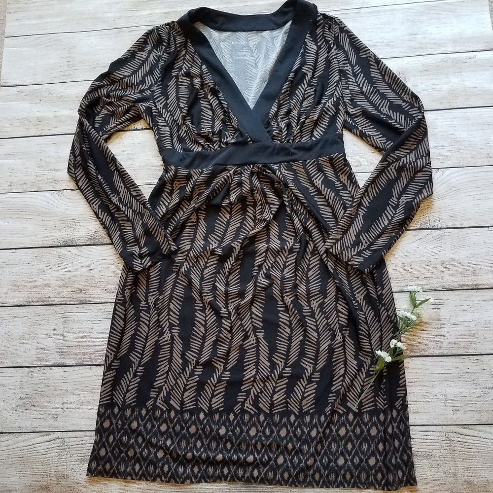 Liz Lange Long Sleeve Maternity Dress Small